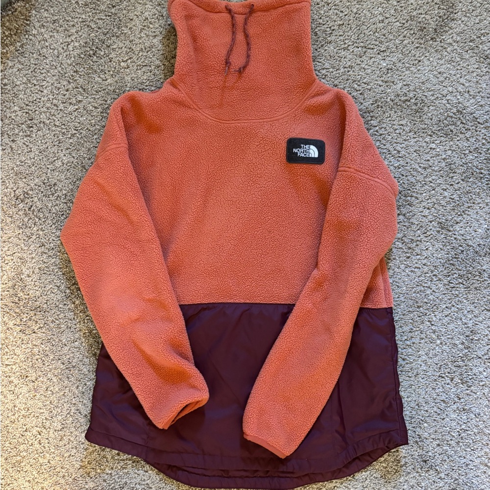 The North Face Coral Fleece Pullover